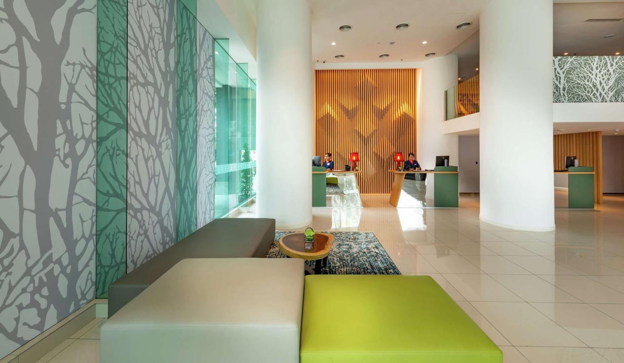 Hilton Garden Inn Kuala Lumpur - South Exterior foto